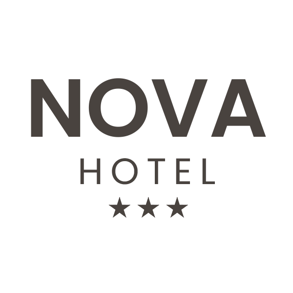 Logo Nova Hotel z trzema gwiazdkami – elegancka identyfikacja marki