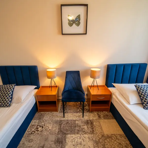 Pokój dwuosobowy Twin Premium z dwoma osobnymi łóżkami – Nova Hotel Radom